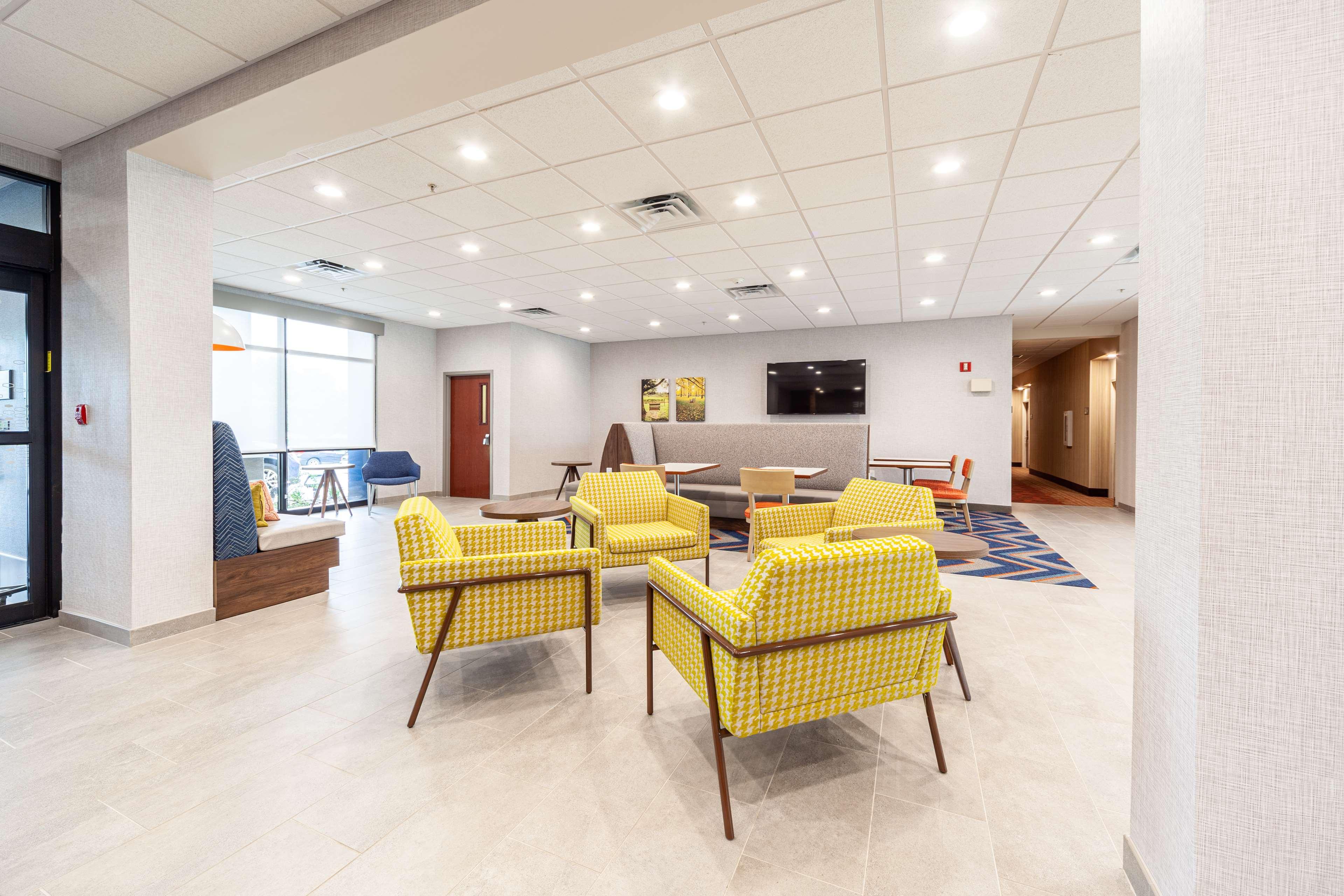 Hampton Inn Winchester Buitenkant foto