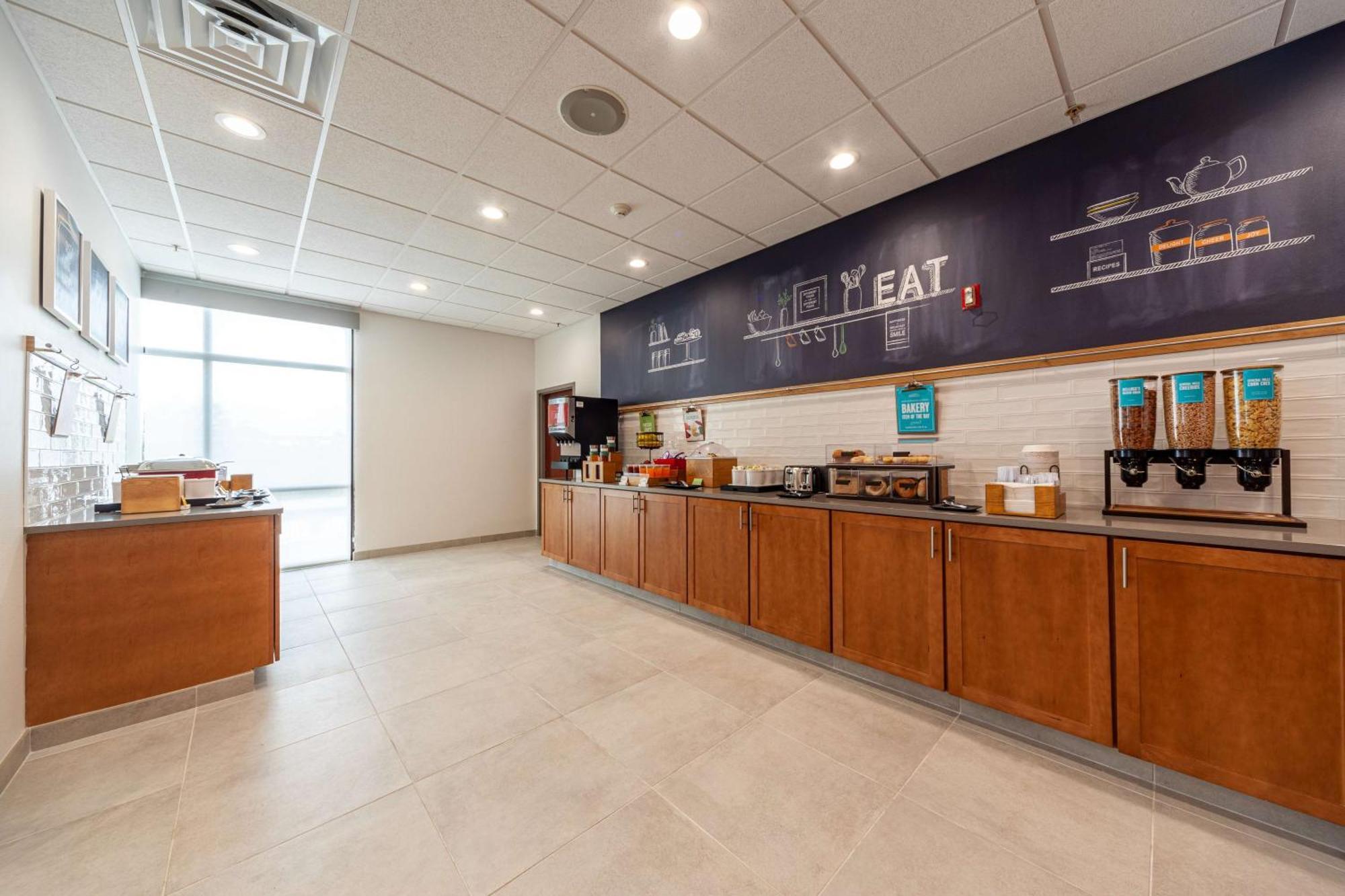 Hampton Inn Winchester Buitenkant foto